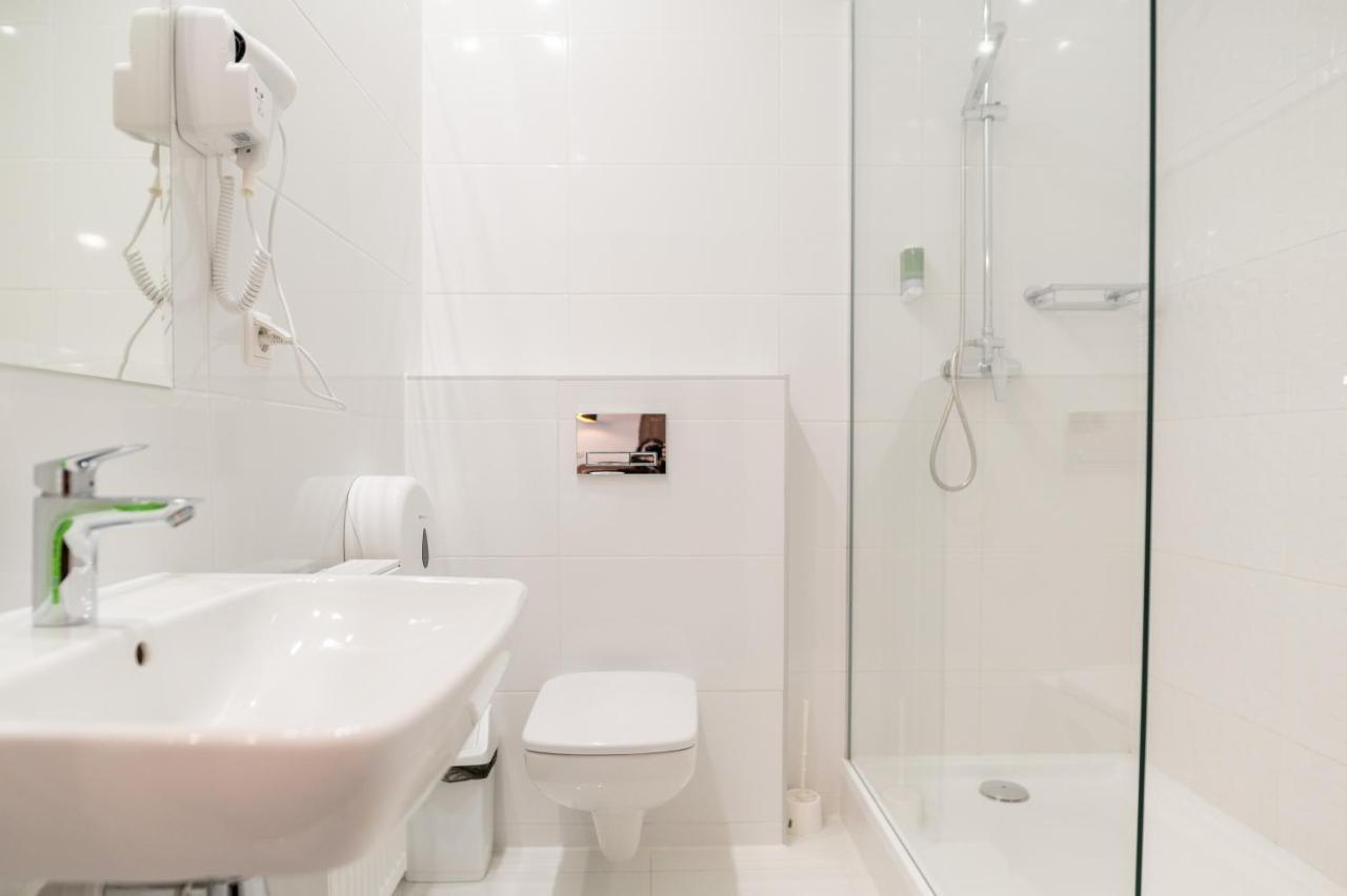 Hotel Odejewscy Chojnice Bagian luar foto