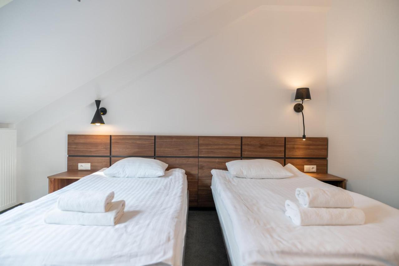 Hotel Odejewscy Chojnice Bagian luar foto