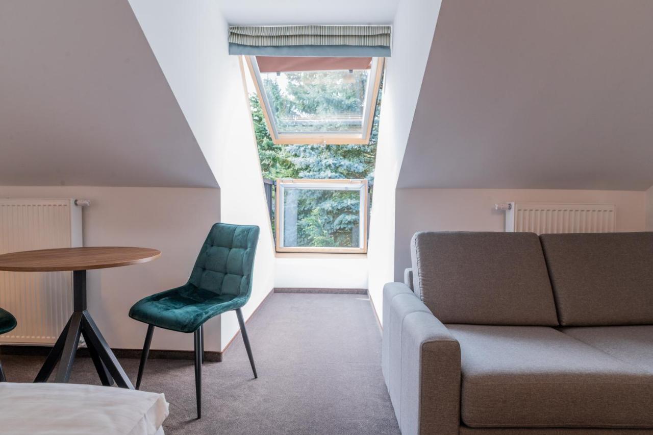 Hotel Odejewscy Chojnice Bagian luar foto