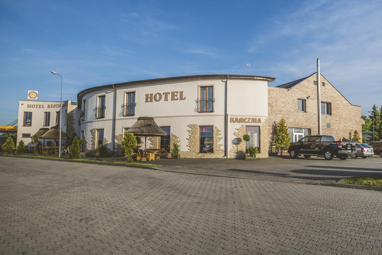 Hotel Odejewscy Chojnice Bagian luar foto