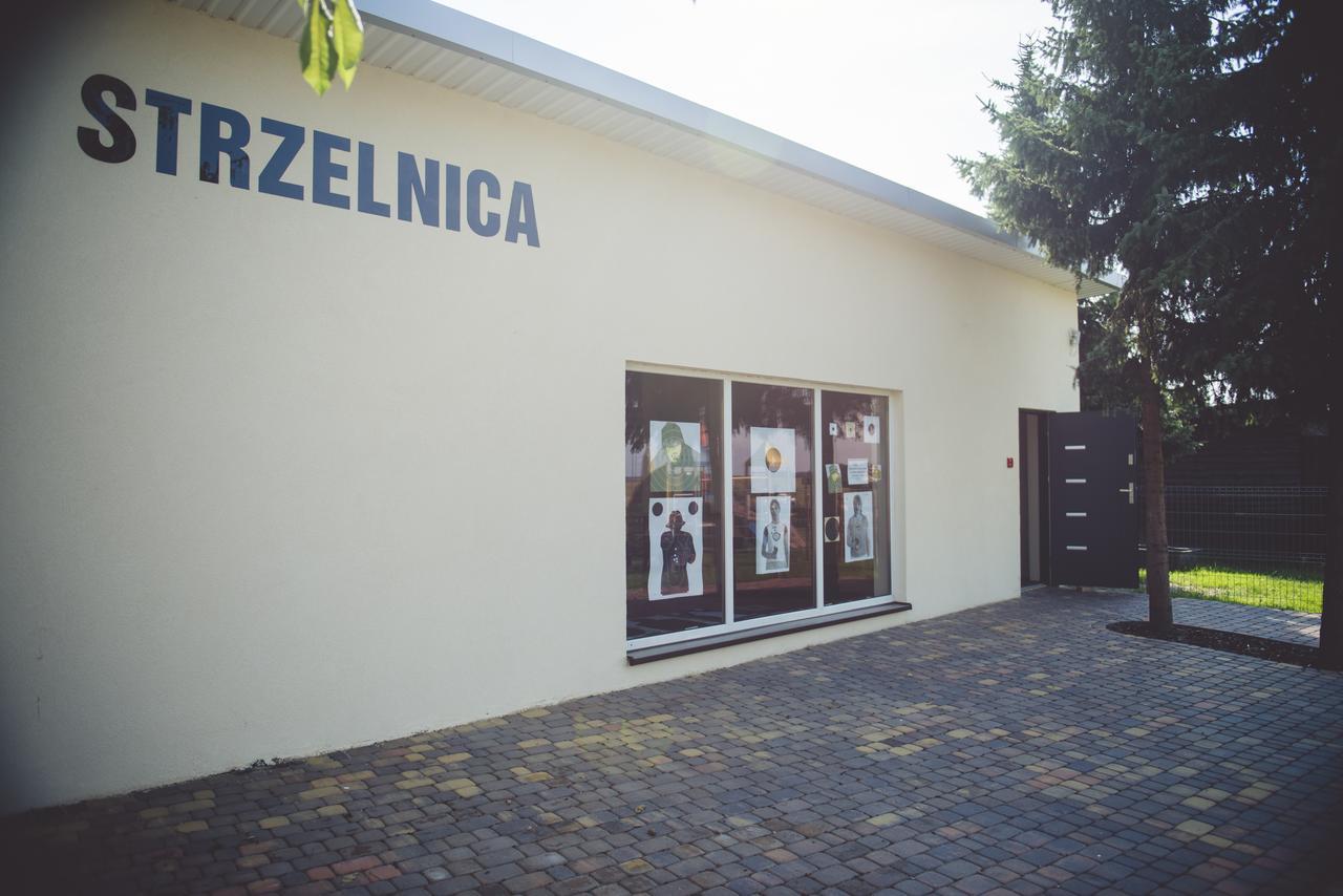Hotel Odejewscy Chojnice Bagian luar foto