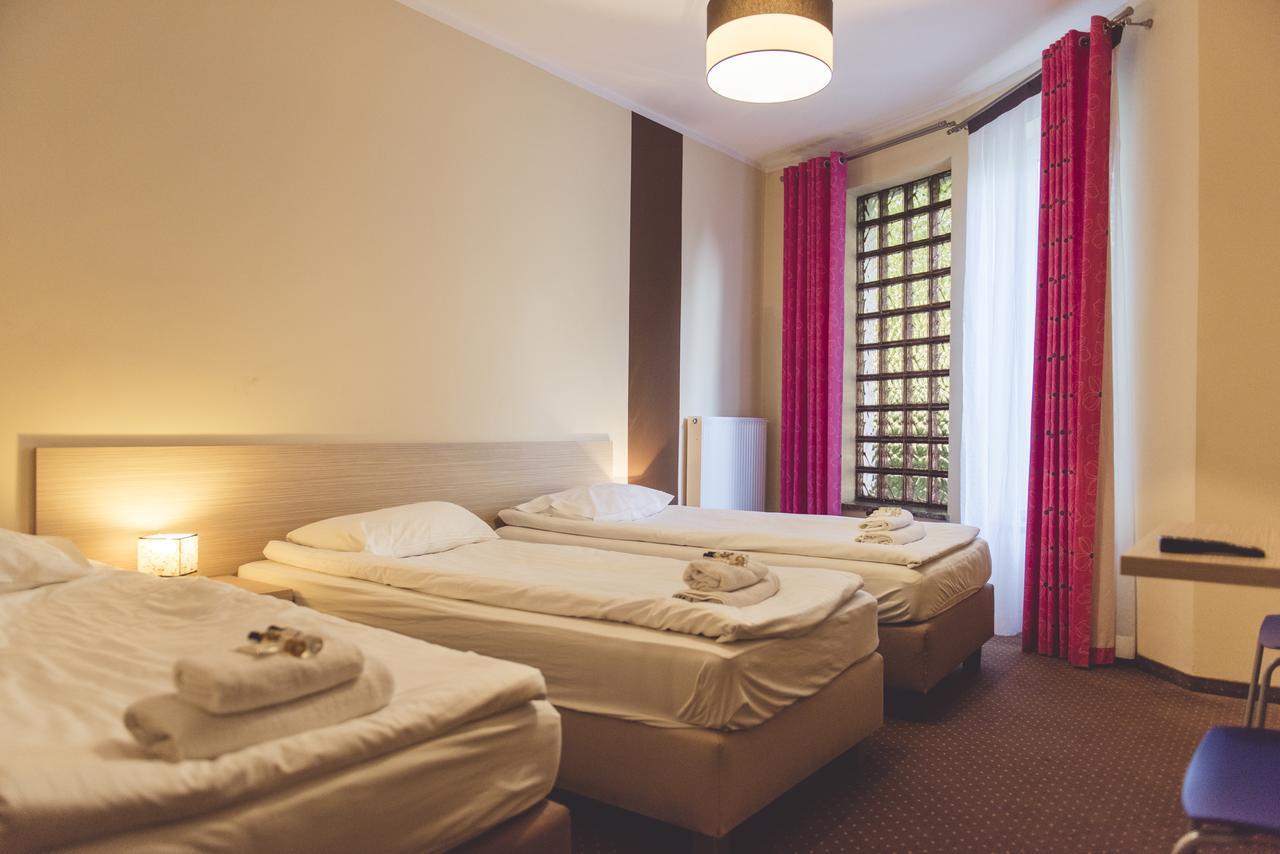 Hotel Odejewscy Chojnice Bagian luar foto